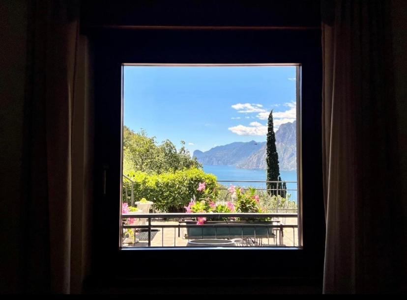 Viewlake Apartment Torbole Sul Garda Extérieur photo
