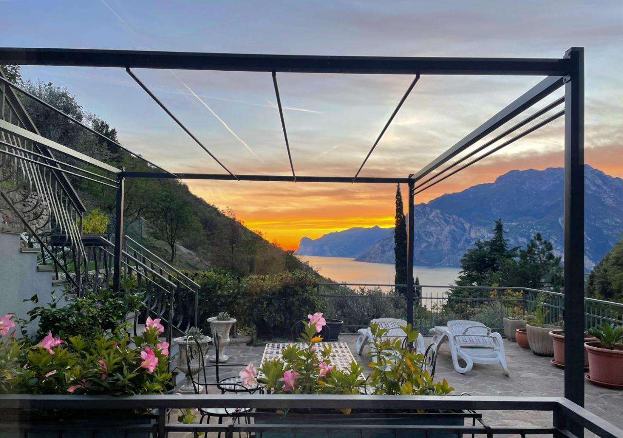 Viewlake Apartment Torbole Sul Garda Extérieur photo