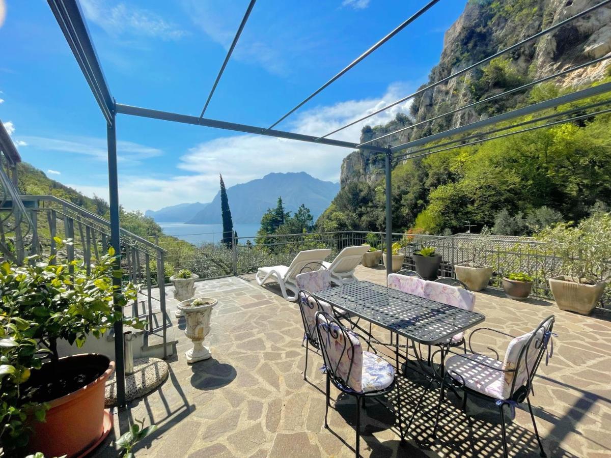 Viewlake Apartment Torbole Sul Garda Extérieur photo